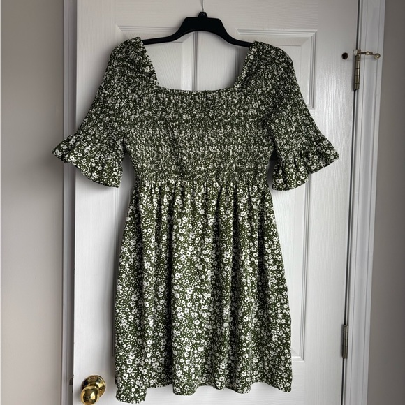 Floral Green Mini Dress - Picture 3 of 3